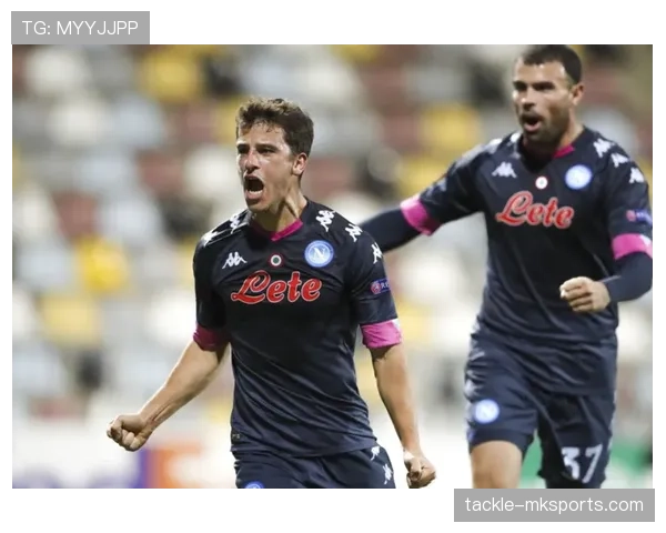 布雷默再现铁闸风采,助意甲劲旅防线坚如磐石 布雷默再现铁闸风采,助意甲劲旅防线坚如磐石