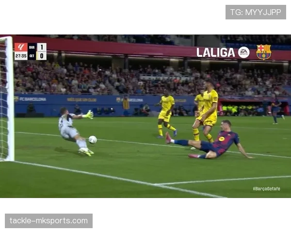 拉菲尼亚与奥尔莫新战术角色引关注，竞技状态成焦点