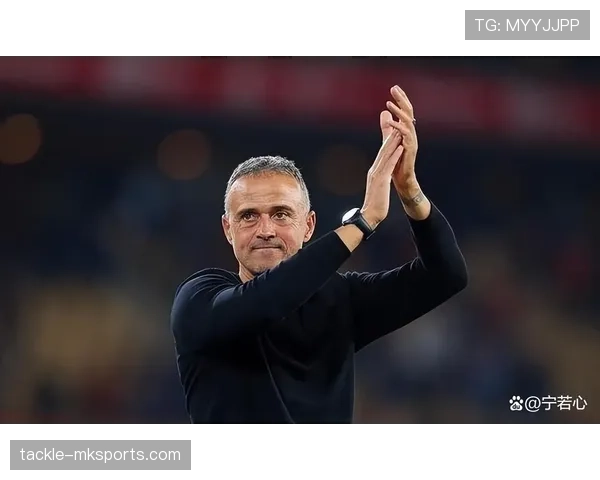 恩里克战术体系日趋成熟,西班牙队国际赛场稳健前行展现全新风貌 恩里克战术体系日趋成熟,西班牙队国际赛场稳健前行展现全新风貌