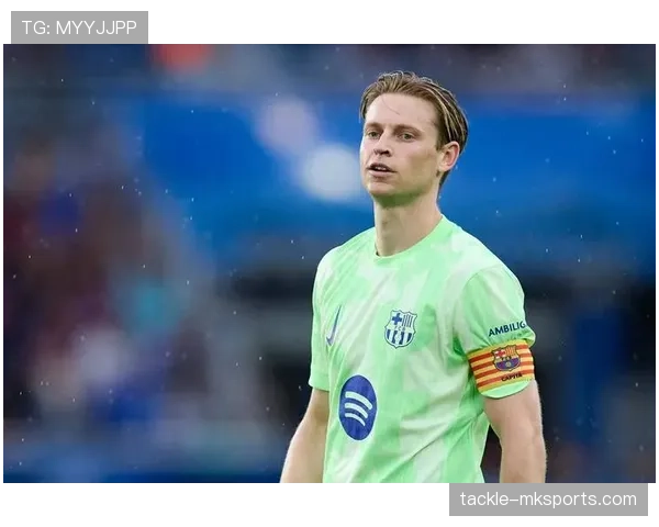 德容与卡马文加中场潜力及成长轨迹对比分析