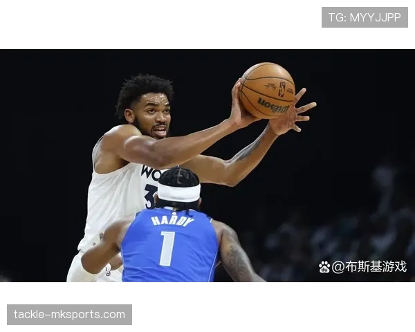 卡尔-安东尼·唐斯利用高位单打拉开内线空间提升球队得分效率