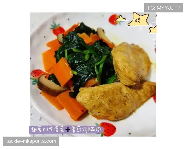 孙准浩训练完直接啃生鸡胸肉，这自律我真看傻了